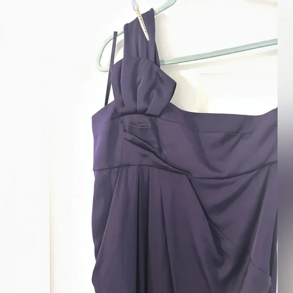 Armani Collezioni dress. Gorgeous deep purple color. - Picture 3 of 9